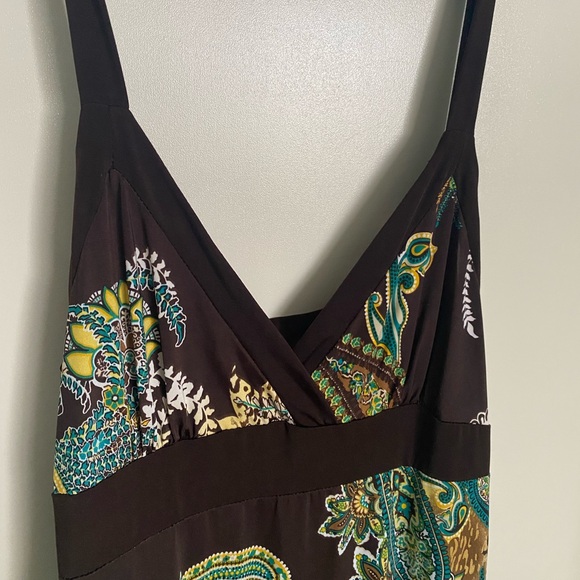 Majora long brown patterned dress. Size large - Picture 3 of 11